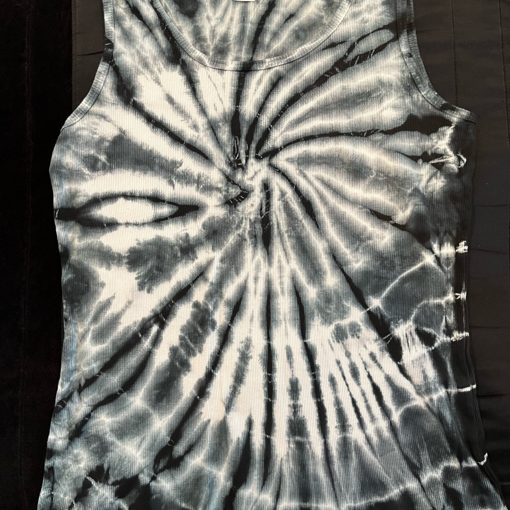 Silver Wear New York black & white tie dye tank -XL